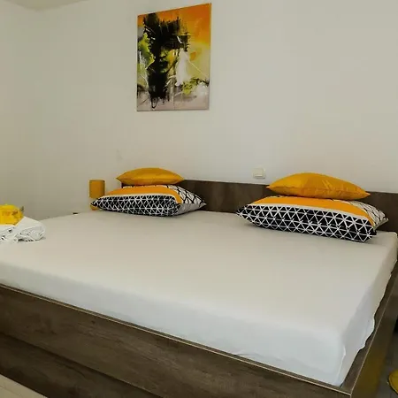 Luxury Cvita Private Pool Split Area Radosic (Lecevica)